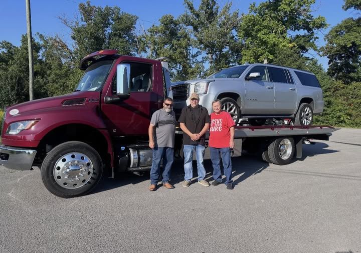 Maroon International customer pickup
