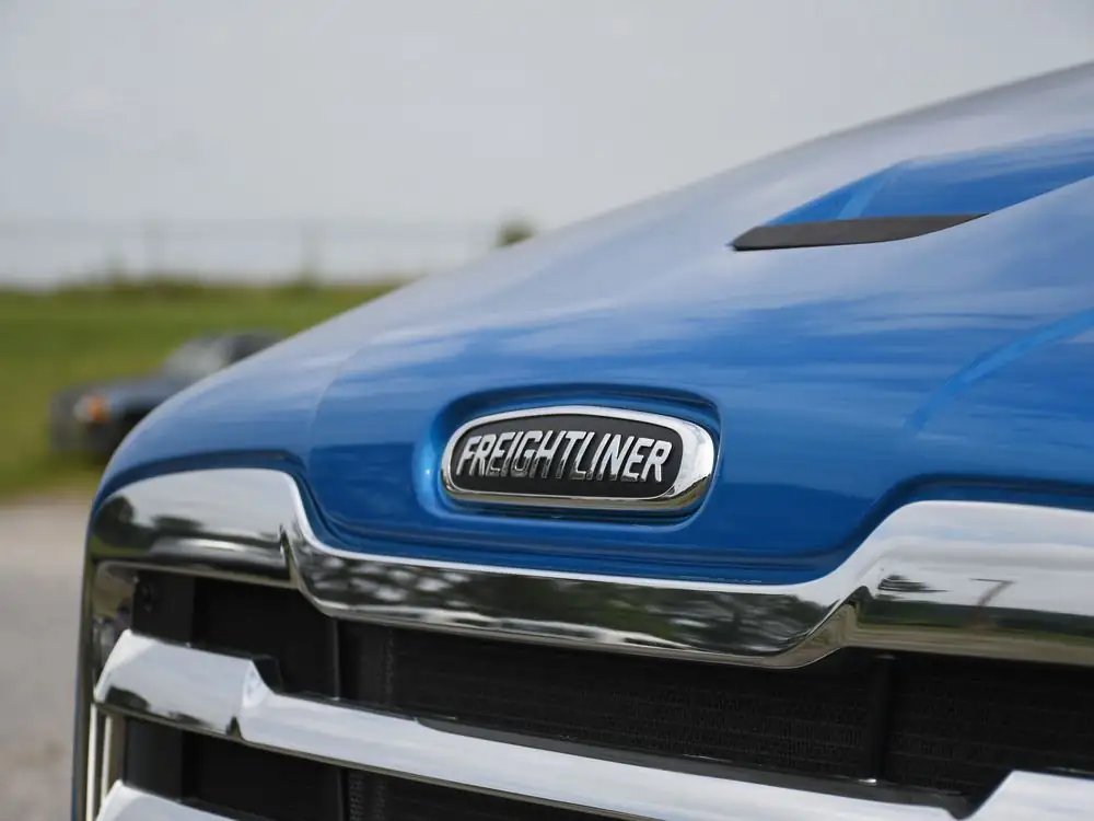2025 Freightliner M2 106 Ext Cab · 12 Series Gen II Rollback — photo 10 of 10