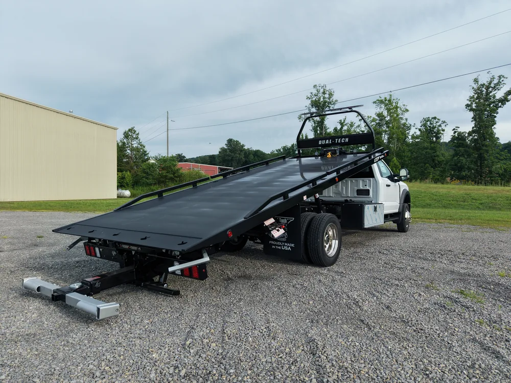 2026 Ford F550 · 10 Series Gen II Rollback — photo 2 of 10