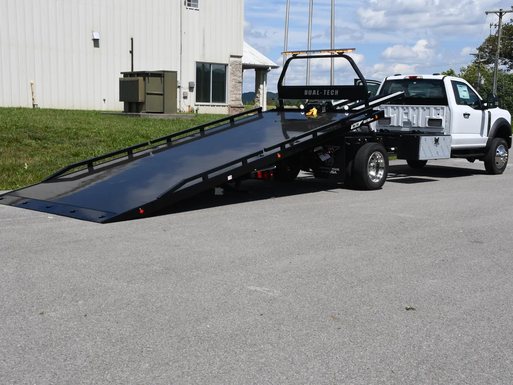 2026 Ford F550 · 10 Series Gen II Rollback — photo 9 of 10