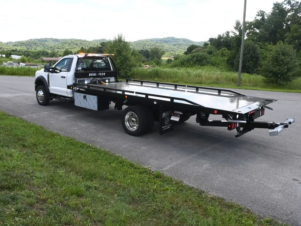 2026 Ford F550 · 10 Series Gen II Rollback — photo 1 of 10