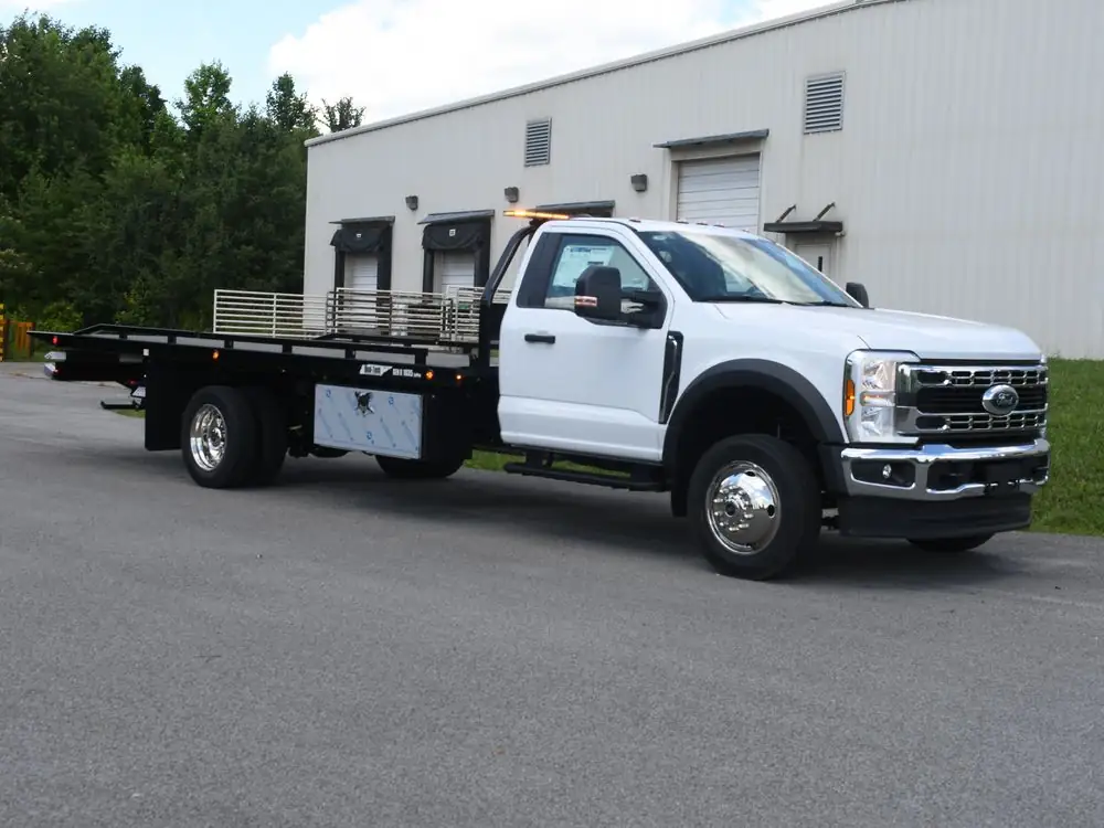 2026 Ford F550 · 10 Series Gen II Rollback — photo 2 of 10