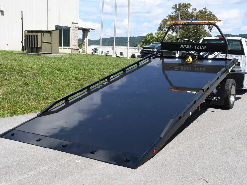 2026 Ford F550 · 10 Series Gen II Rollback — photo 8 of 10