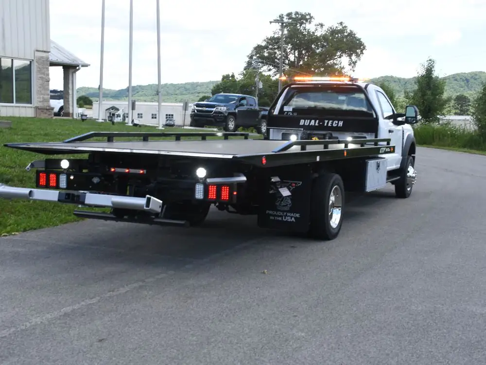 2026 Ford F550 · 10 Series Gen II Rollback — photo 2 of 10
