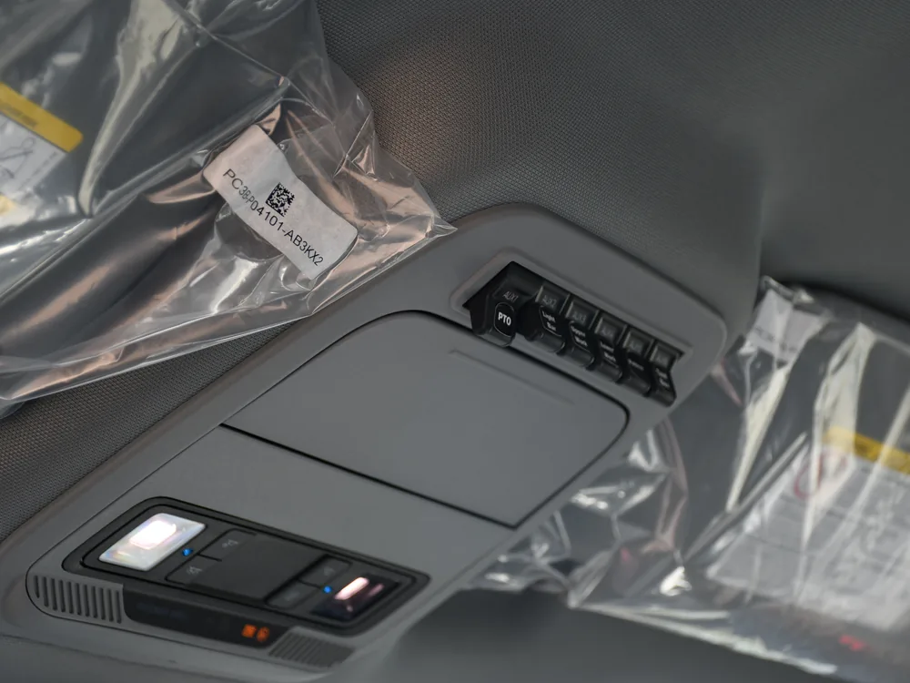 2027 Ford F550 4WD · 10 Series Gen II Rollback — photo 8 of 10