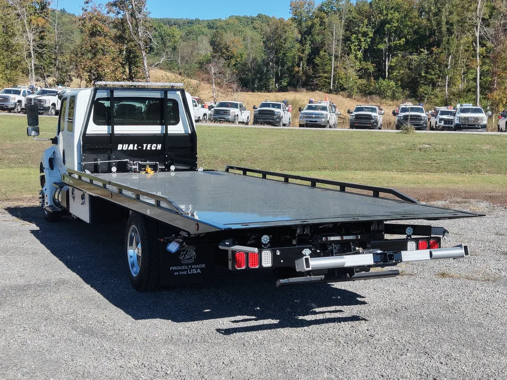 2027 International MV607 Ext Cab · 12 Series Gen II Rollback — photo 10 of 10