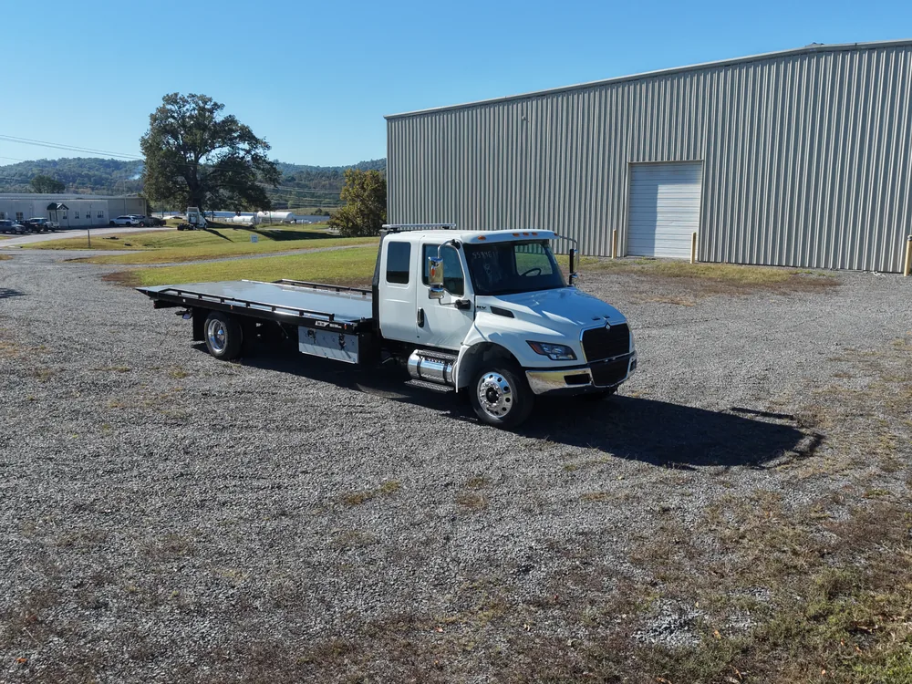 2027 International MV607 Ext Cab · 12 Series Gen II Rollback — photo 3 of 10