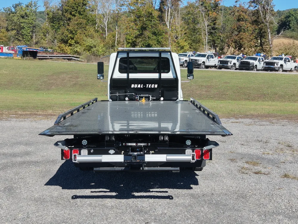 2027 International MV607 Ext Cab · 12 Series Gen II Rollback — photo 9 of 10