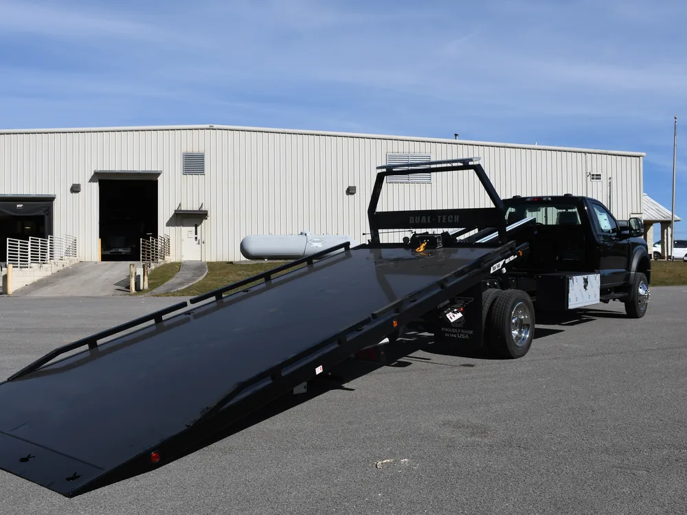 2027 Ford F550 · 10 Series Gen II Rollback — photo 8 of 10