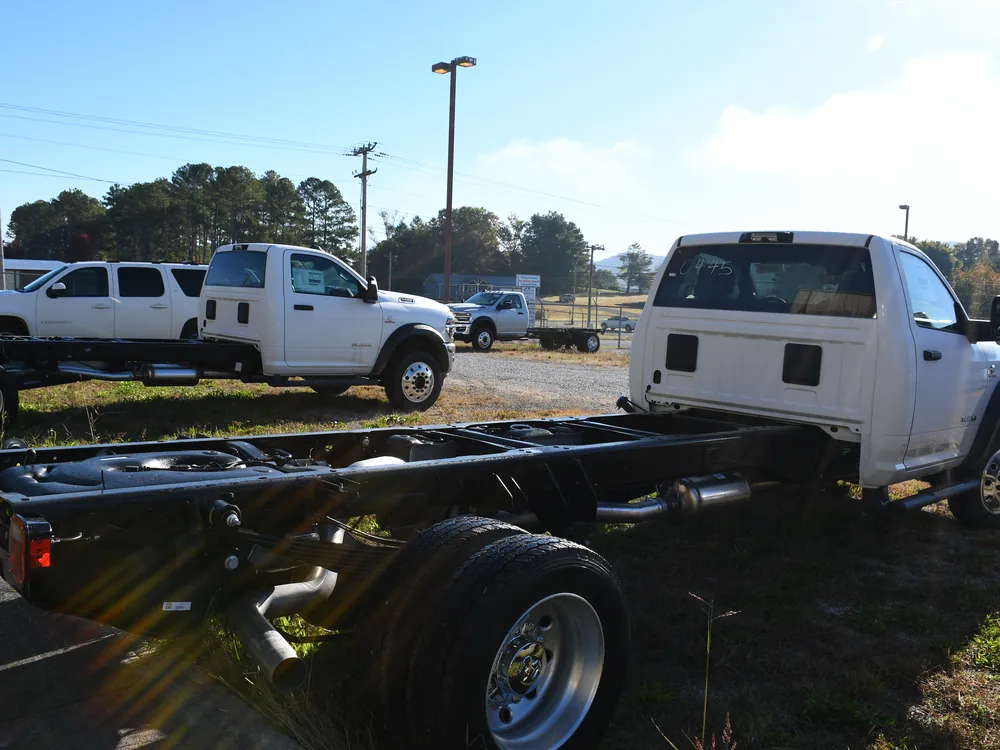 2027 Dodge Ram Ram 5500 4WD · Chassis Only — photo 5 of 10
