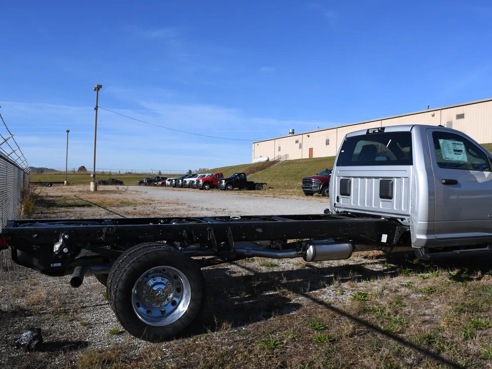 2027 Dodge Ram Ram 5500 4WD · Chassis Only — photo 5 of 10