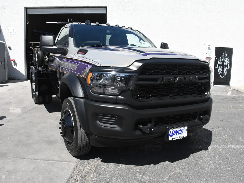2024 Dodge 5500 4WD · SL-40 Self-Loader Wrecker — photo 1 of 10