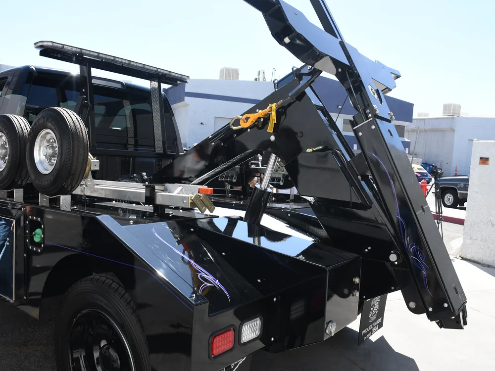 2024 Dodge 5500 4WD · SL-40 Self-Loader Wrecker — photo 3 of 10