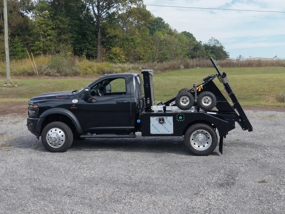 2026 Ram 5500 4WD · SL-40 Self-Loader Wrecker — photo 2 of 10