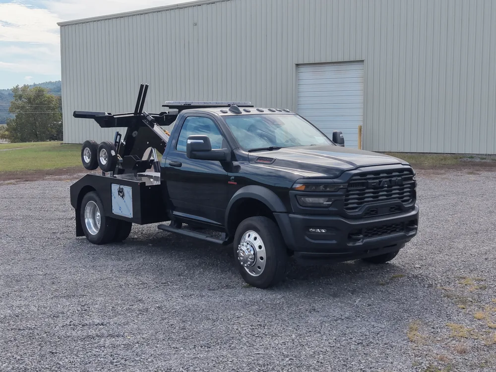 2026 Ram 5500 4WD · SL-40 Self-Loader Wrecker — photo 5 of 10