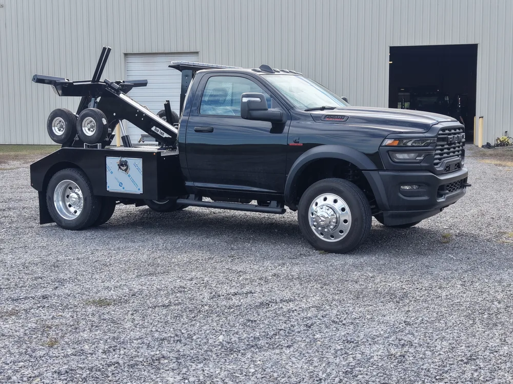 2026 Ram 5500 4WD · SL-40 Self-Loader Wrecker — photo 6 of 10