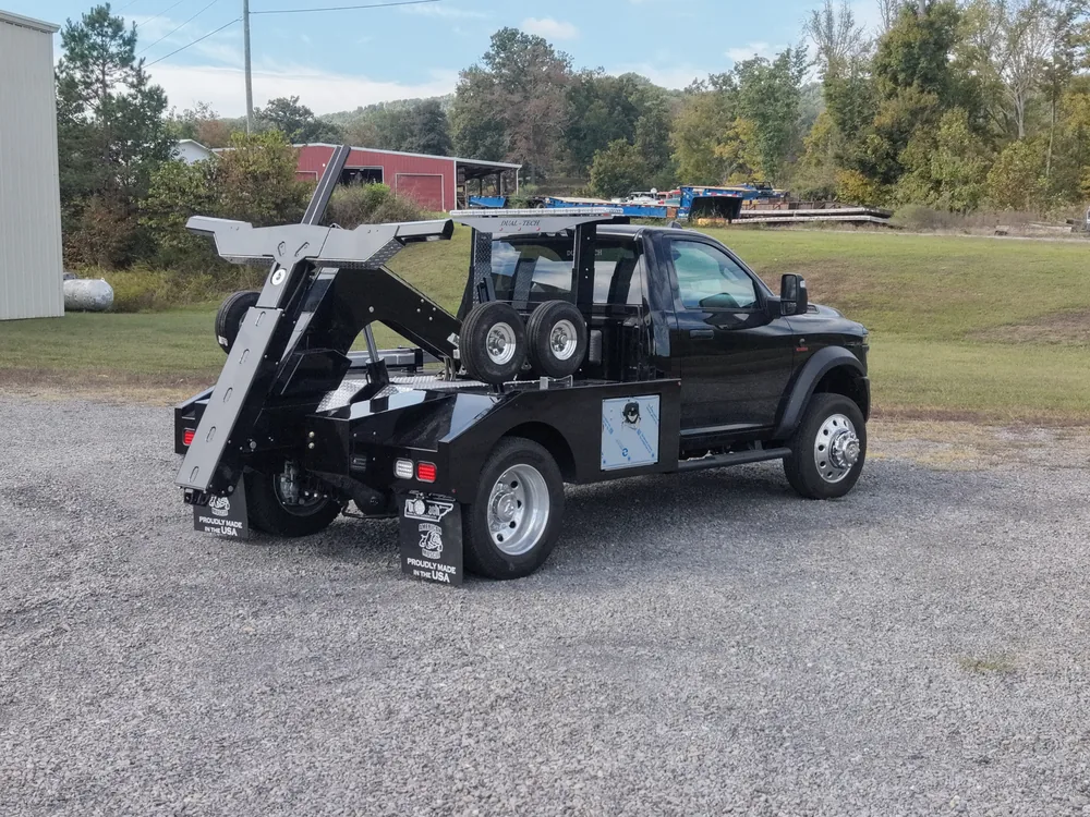 2026 Ram 5500 4WD · SL-40 Self-Loader Wrecker — photo 7 of 10